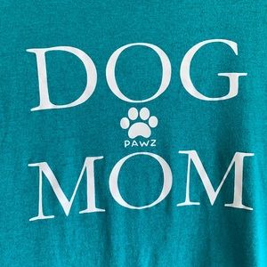 Dog mom tee - small
